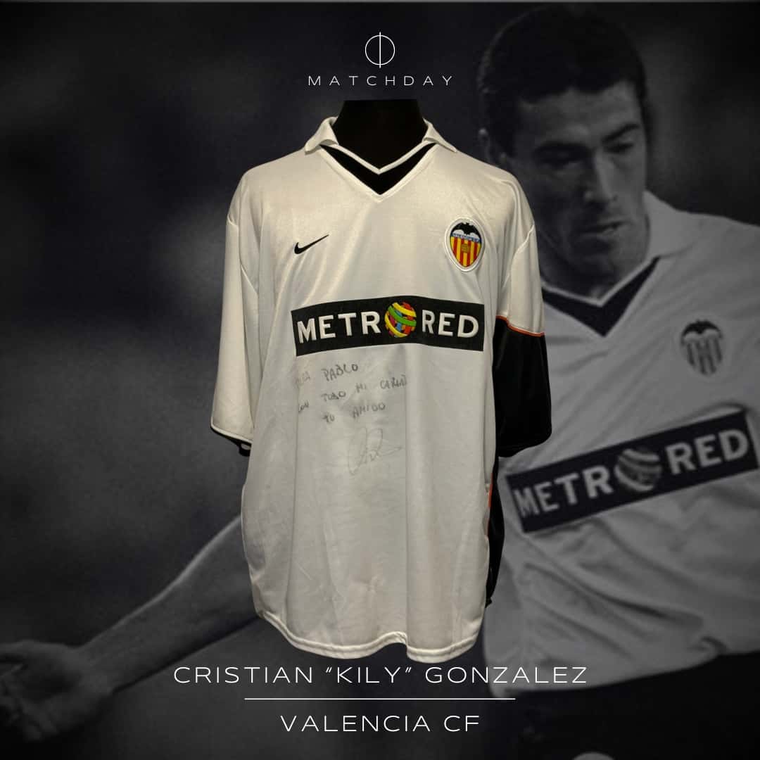 Cristian “Kily” González – SIGNED – Valencia C.F. – LFP 2001/02 – MATCH WORN JERSEY – P. ÁLVAREZ COLLECTION