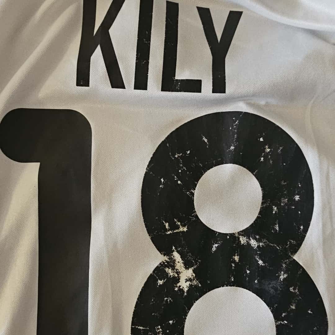 Cristian “Kily” González – SIGNED – Valencia C.F. – LFP 2001/02 – MATCH WORN JERSEY – P. ÁLVAREZ COLLECTION - Imagen 27