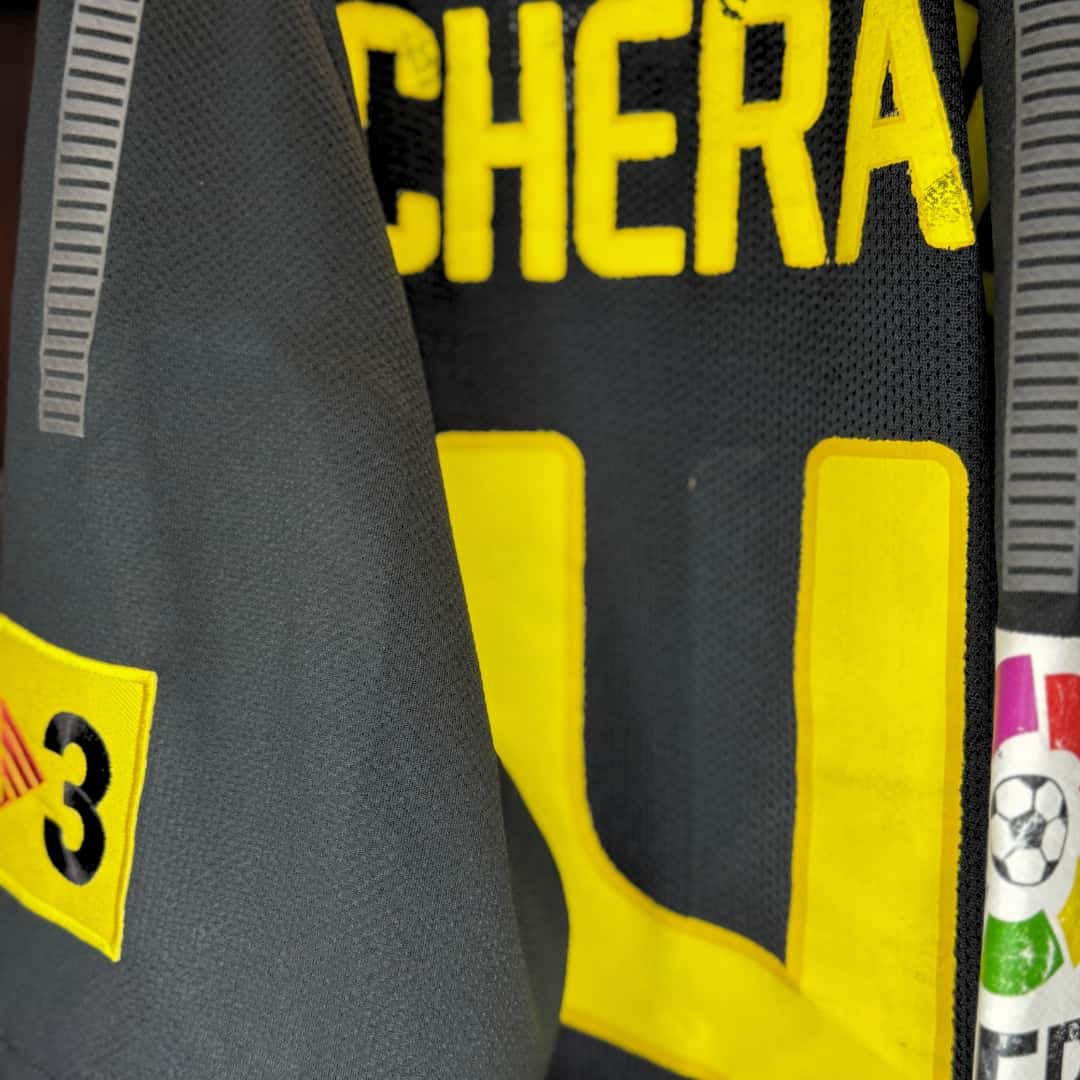 Javier Mascherano – FC Barcelona – LFP 2011/2012 – MATCH WORN JERSEY – P. ALVAREZ COLLECTION - Imagen 28