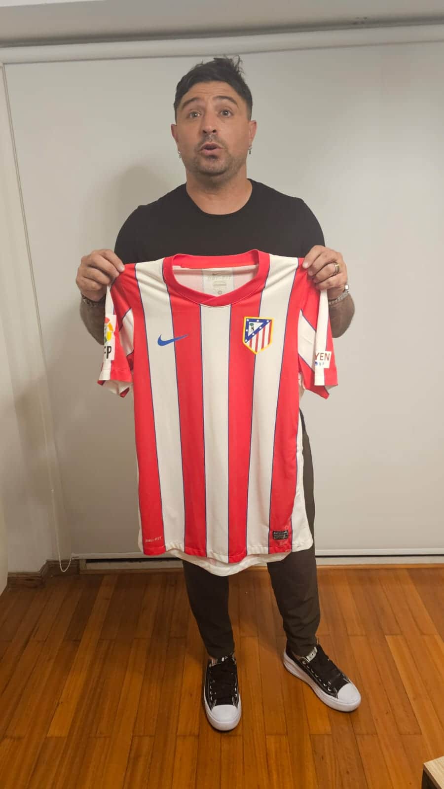 Eduardo Salvio – Atlético Madrid – LFP 2011/12 – MATCH WORN JERSEY – P ALVAREZ COLLECTION - Imagen 6