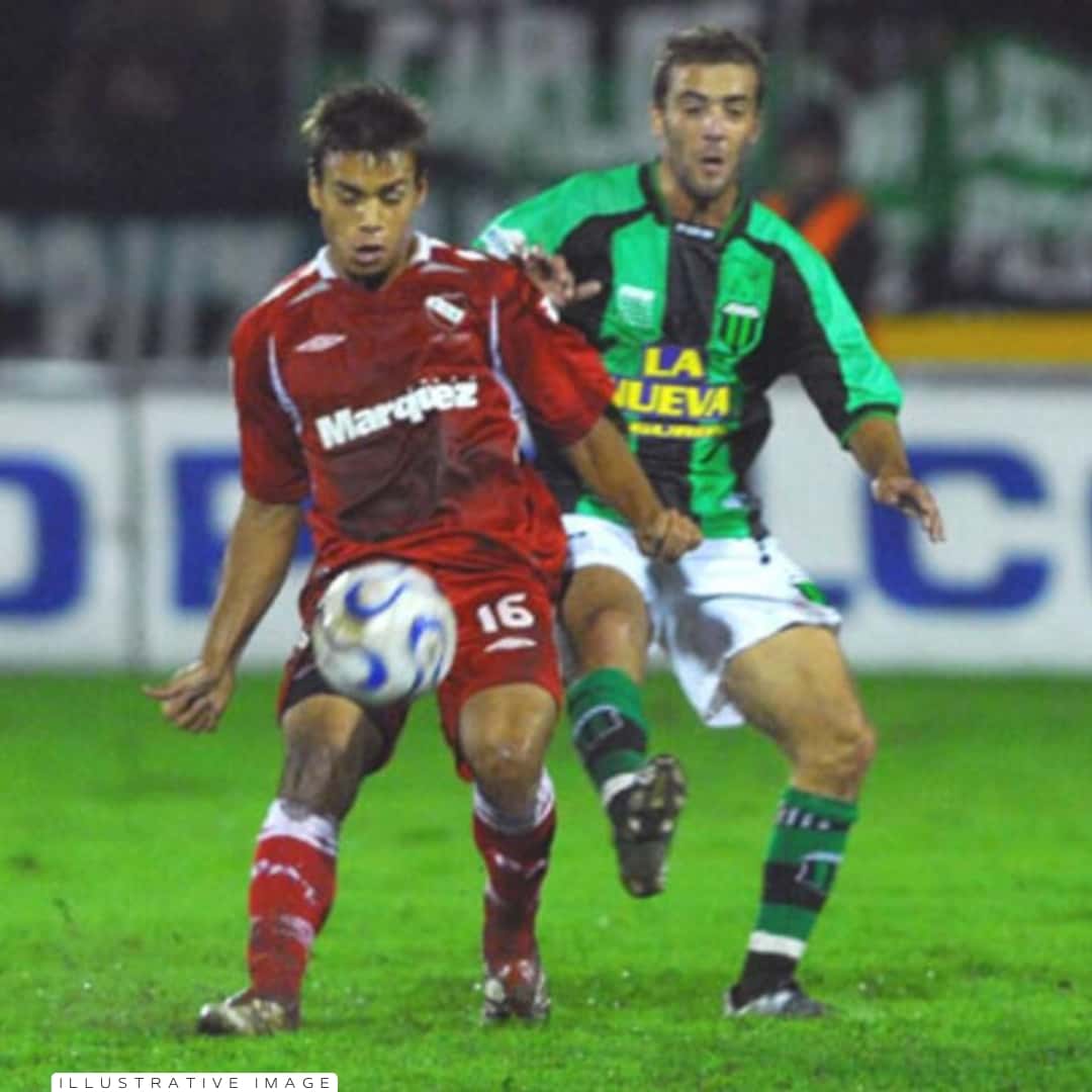 Cristian Trombetta – Nueva Chicago – Torneo Clausura 2007 – MATCH WORN WASHED JERSEY – Colección Juan Eluchans - Imagen 11