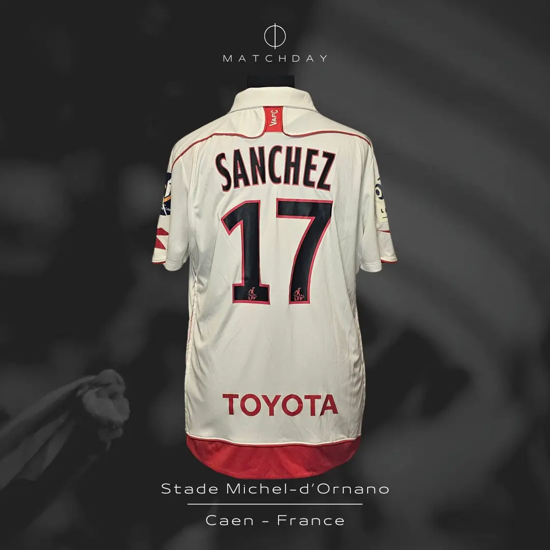 Carlos Sánchez – Valenciennes F.C. – Ligue 1 – MATCH WORN JERSEY – JUAN ELUCHANS COLLECTION - Imagen 5