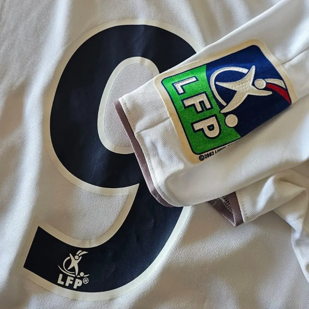 Fernando Cavenaghi – F.C. Girondins – Ligue 1 – MATCH WORN IN BENCH JERSEY – JUAN ELUCHANS COLLECTION - Imagen 15