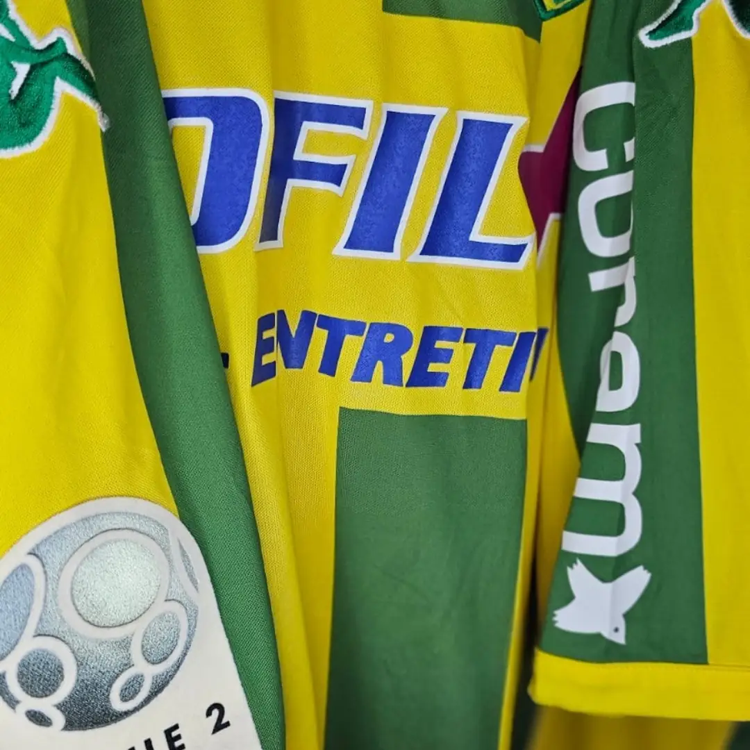 Ernest Akouassaga – F.C. Nantes – Ligue 2 – MATCH WORN JERSEY – JUAN ELUCHANS COLLECTION - Imagen 6