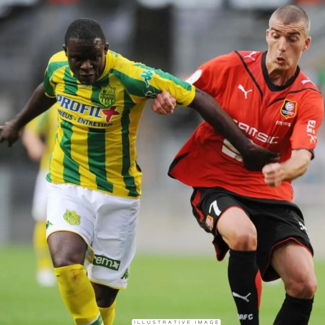 Ernest Akouassaga – F.C. Nantes – Ligue 2 – MATCH WORN JERSEY – JUAN ELUCHANS COLLECTION - Imagen 8