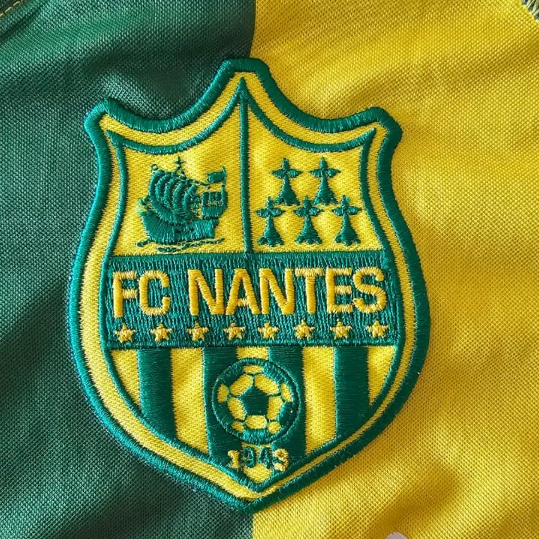 Ernest Akouassaga – F.C. Nantes – Ligue 2 – MATCH WORN JERSEY – JUAN ELUCHANS COLLECTION - Imagen 10