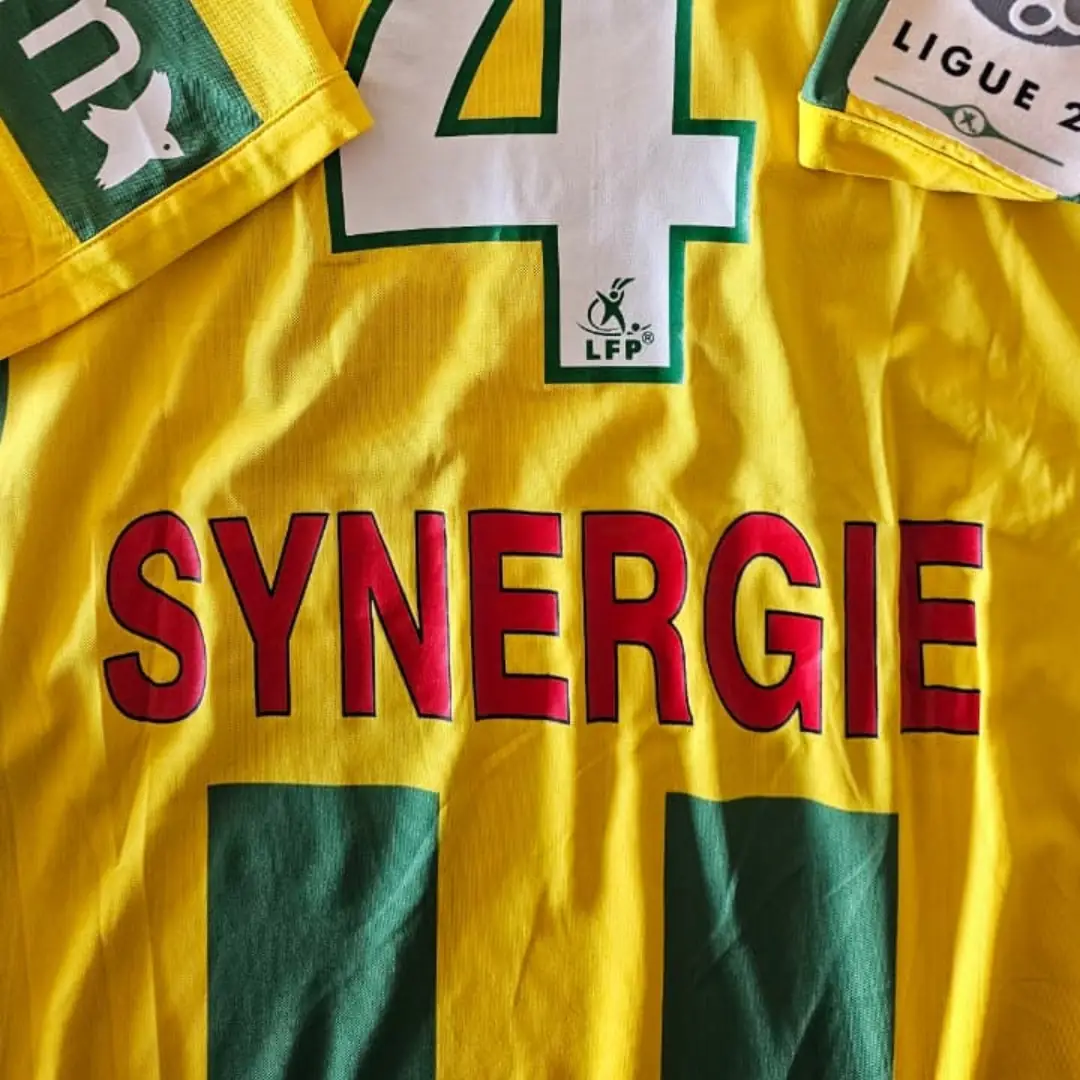 Ernest Akouassaga – F.C. Nantes – Ligue 2 – MATCH WORN JERSEY – JUAN ELUCHANS COLLECTION - Imagen 15