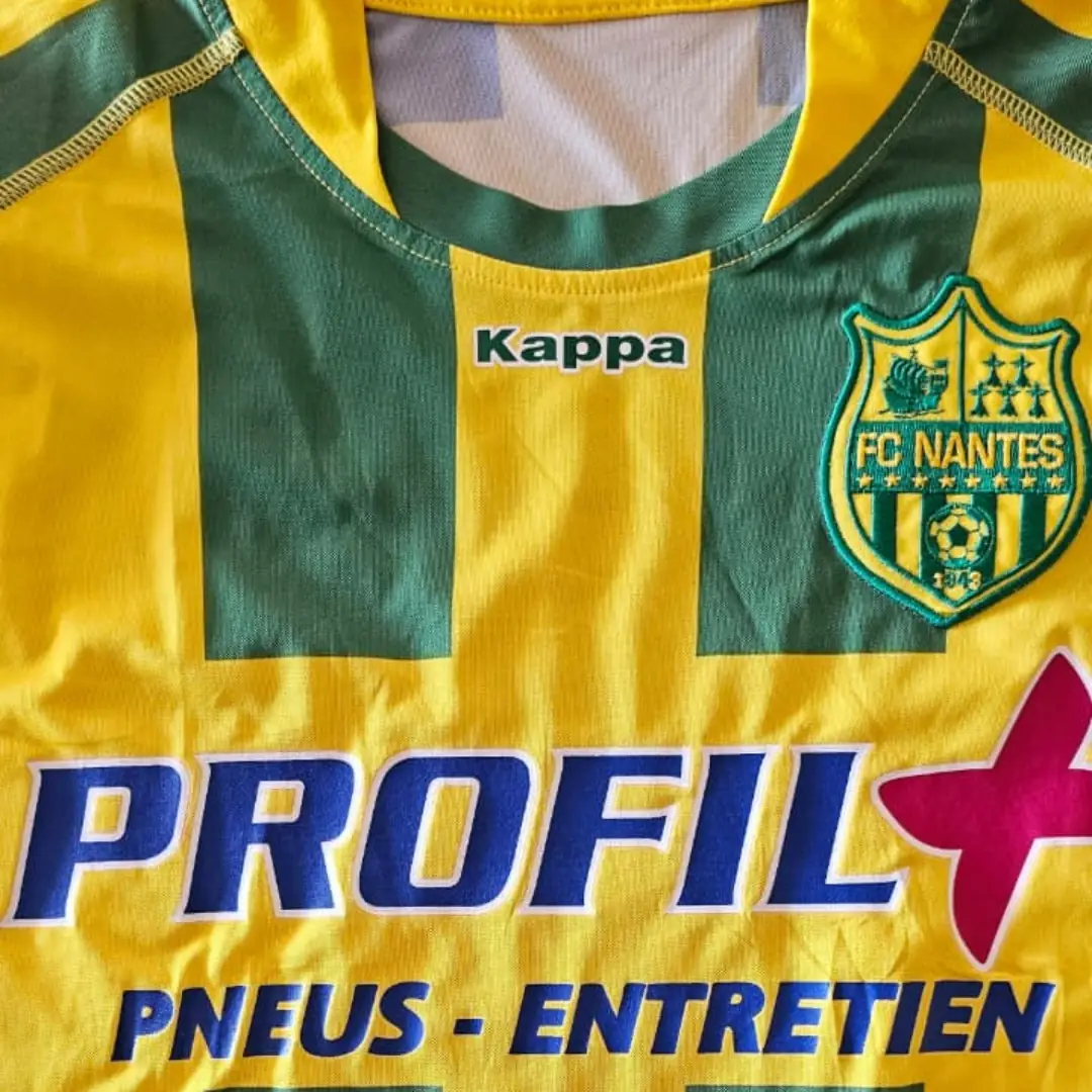 Ernest Akouassaga – F.C. Nantes – Ligue 2 – MATCH WORN JERSEY – JUAN ELUCHANS COLLECTION - Imagen 17