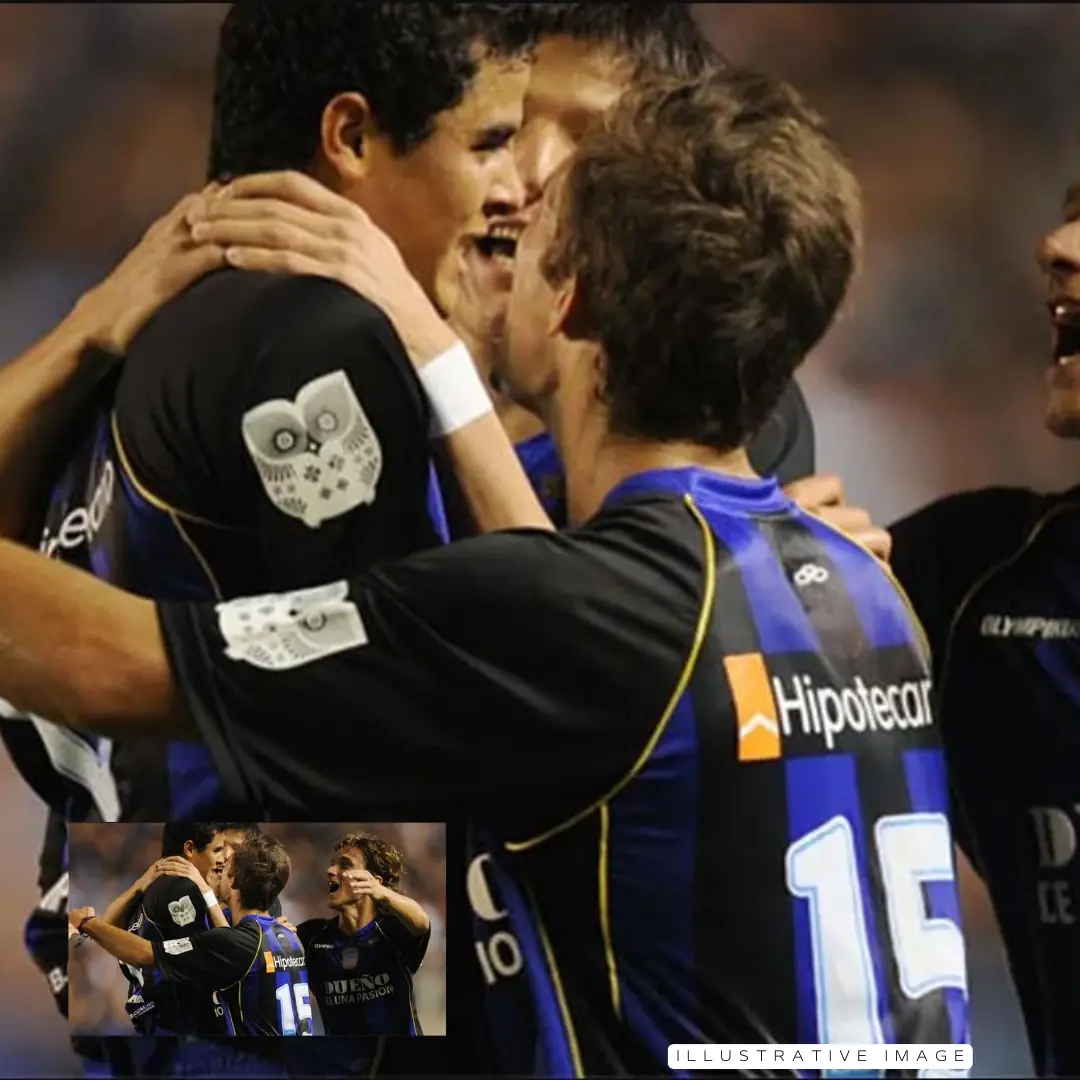 Agustín Pelletieri – Racing Club – Torneo Inicial 2014 – MATCH WORN JERSEY - Imagen 11