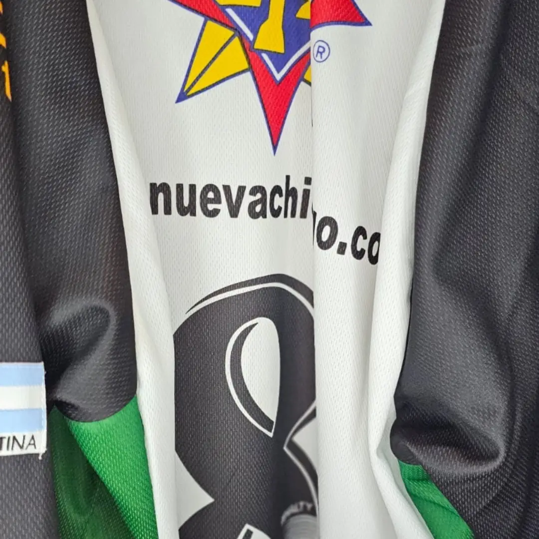 Leonel Martens – Nueva Chicago – Torneo Clausura 2002 – MATCH WORN JERSEY – JUAN ELUCHANS COLLECTION - Imagen 7