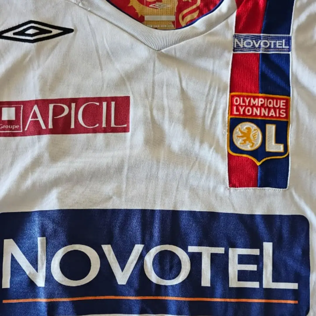 César Delgado – Lyon – Ligue 1 – MATCH WORN IN BENCH JERSEY – JUAN ELUCHANS COLLECTION - Imagen 22