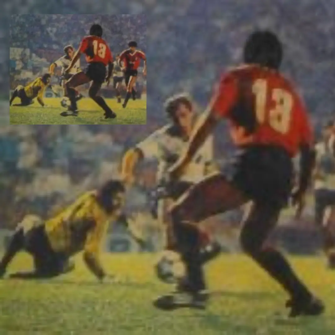 Ricardo Enrique Bochini – C.A. Independiente – Campeonato Primera División 1986/87 – MATCH WORN JERSEY - Imagen 15