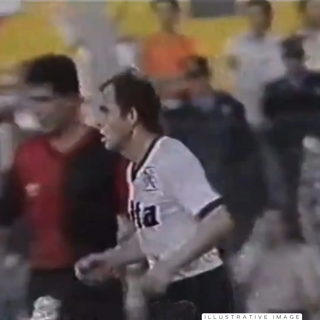 Ricardo Enrique Bochini – C.A. Independiente – Campeonato Primera División 1986/87 – MATCH WORN JERSEY - Imagen 19
