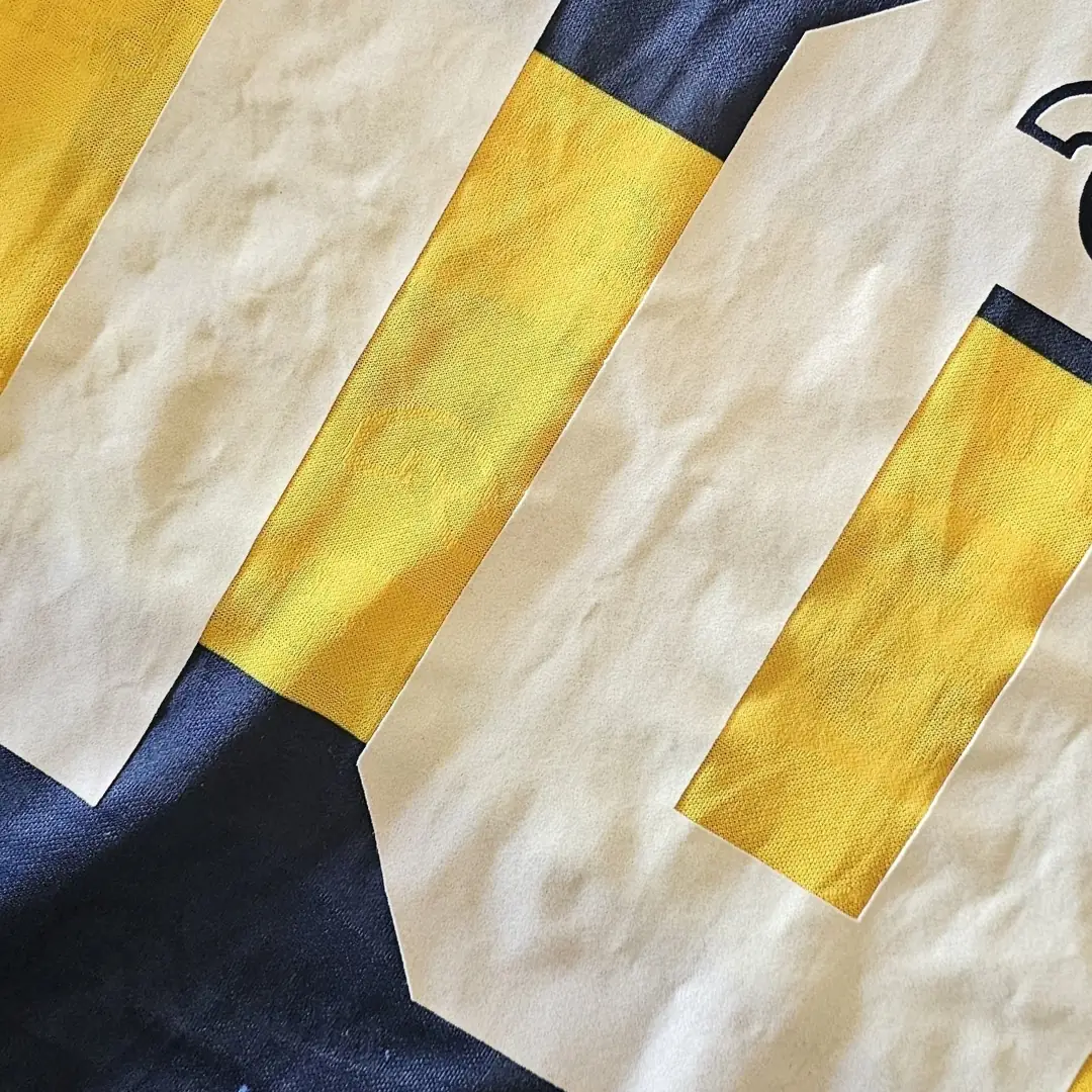 Diego Maradona – Boca Jrs. – Torneo Apertura 1995 – MATCH WORN JERSEY - Imagen 27