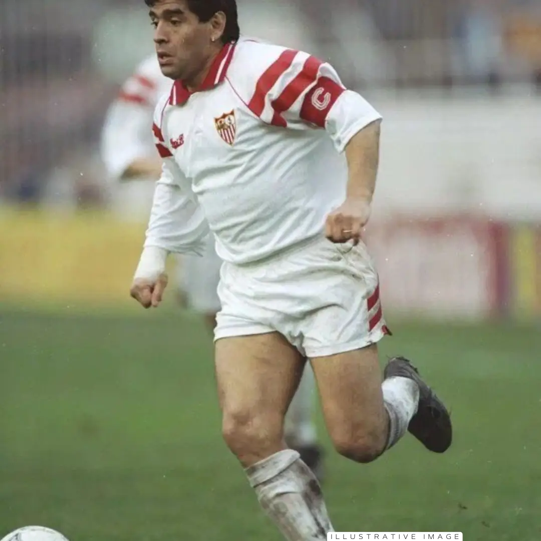 Diego Maradona – Sevilla F.C. – Primera División 1992/93 – MATCH WORN & SIGNED JERSEY – CARLOS DIBOS COLLECTION - Imagen 10