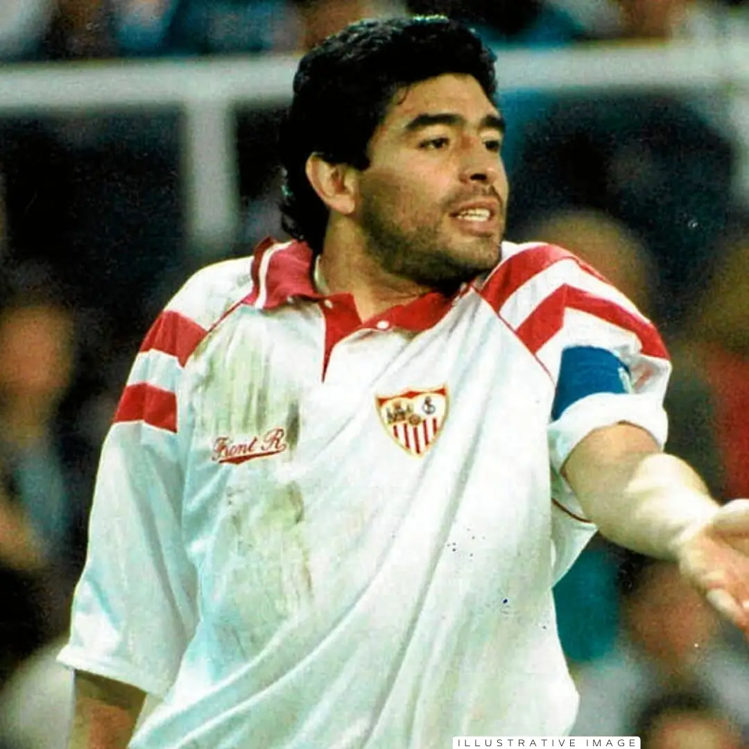 Diego Maradona – Sevilla F.C. – Primera División 1992/93 – MATCH WORN & SIGNED JERSEY – CARLOS DIBOS COLLECTION - Imagen 13