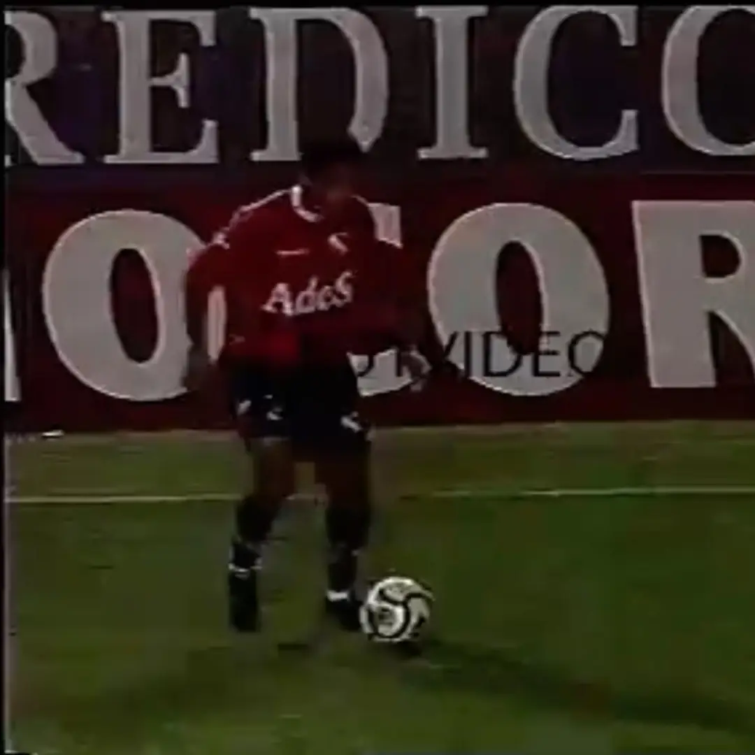 Juan Eluchans – C.A. Independiente – Torneo Apertura 2000 – Match worn jersey – ELUCHANS COLLECTION - Image 15