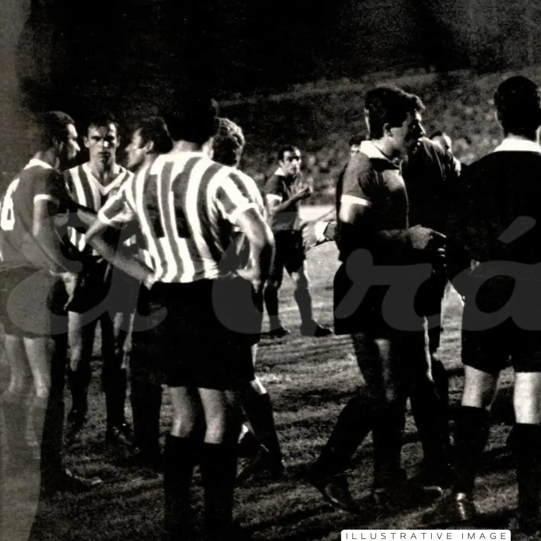 David Acevedo – C. A. Independiente – Campeonato Metropolitano & Copa Libertadores 1968- Match worn jersey - Image 17